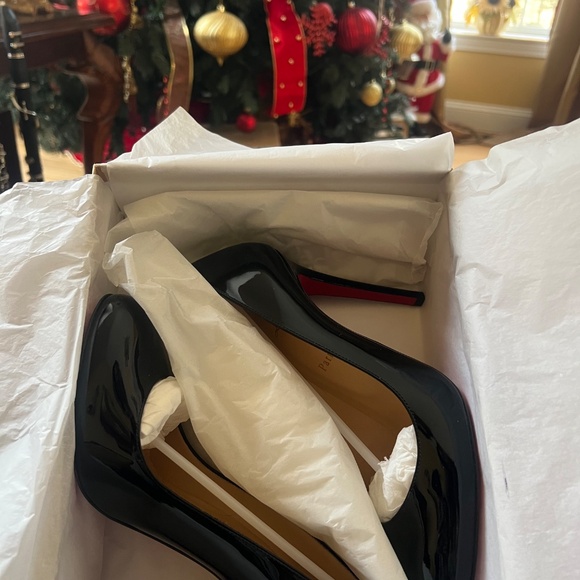 Christian Louboutin Shoes, Barely used! - Picture 7 of 10